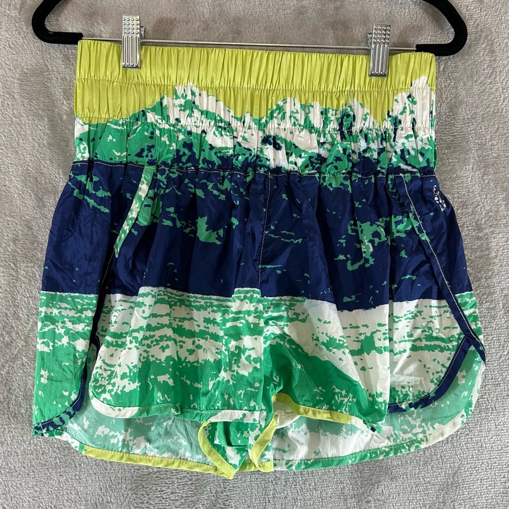 FP MOVEMENT The Way Home Running Shorts Size Medium Mountain Print Green Blue